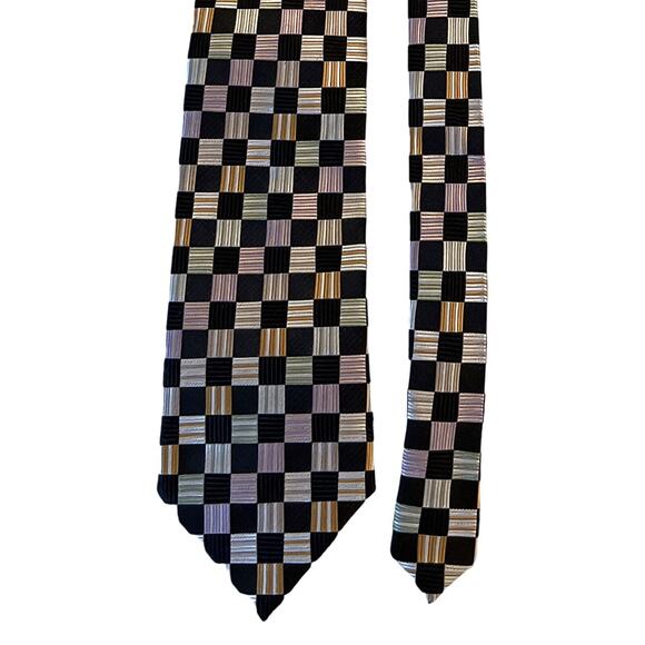 Valeriano Collection Tie Mens Silk Necktie Black Pink Tan Geometric 62 in Tie - Picture 5 of 5